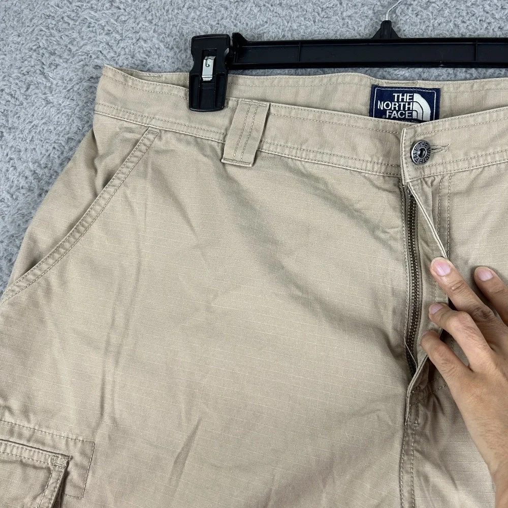 North Face Cargo Shorts‎ Mens 38 Khaki Tan Outdoor Hiking Ripstop Pockets S17